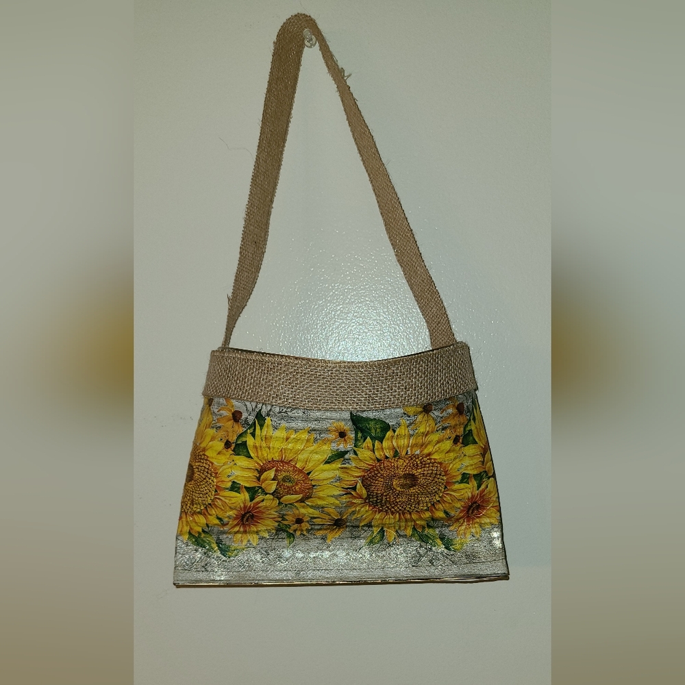 Sunflower Print Smash Can Wall Decor